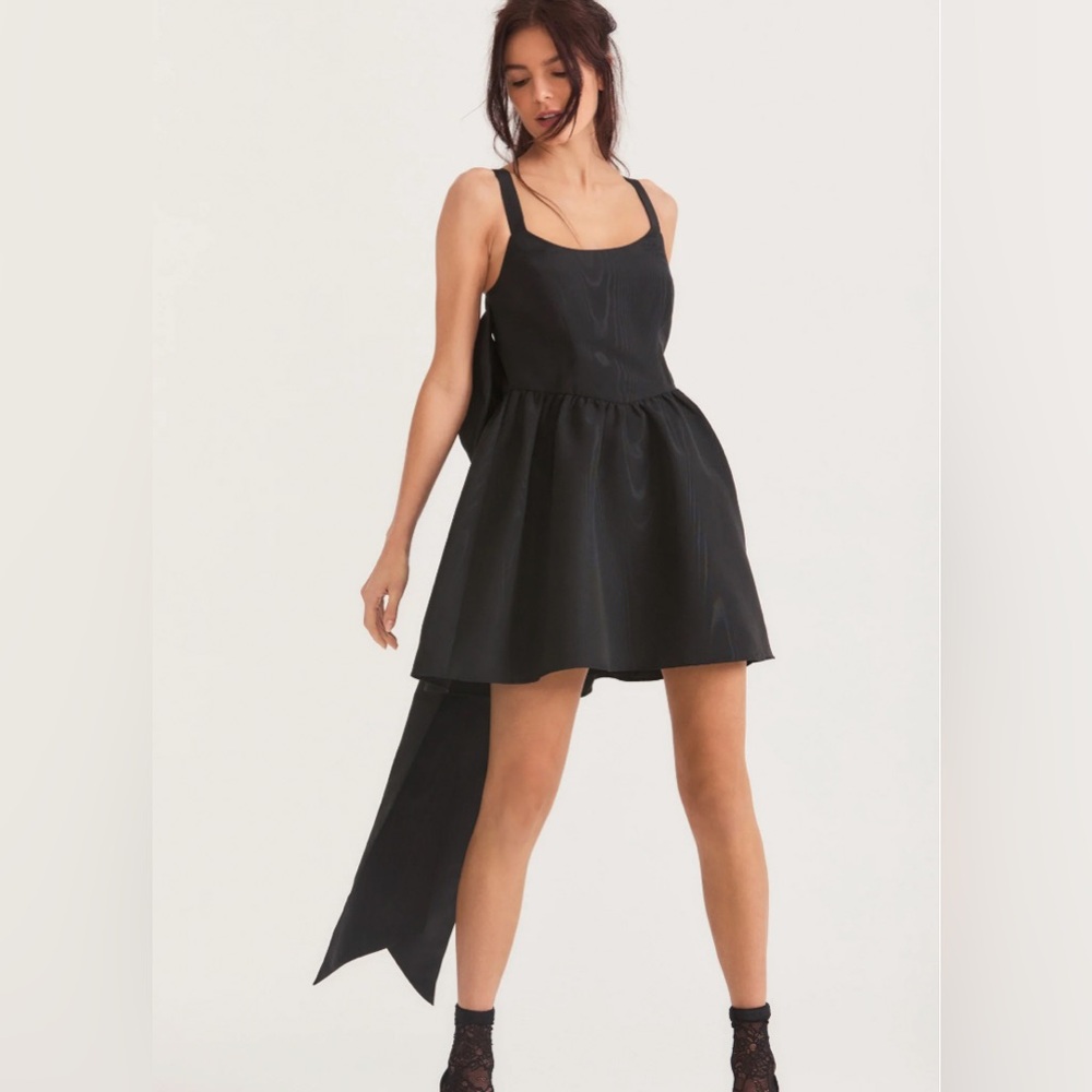 🎀 Sold Out Iconic Love Shack Fancy Spin Bow Black Mini Dress 🎀